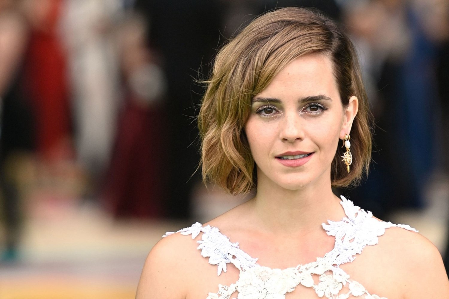 hmHl7Kv7 Every gaze of hers is an emmagasm - Emma Watson 39.jpg